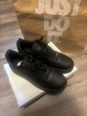 Nike Men’s Air Force 1 Low - Black